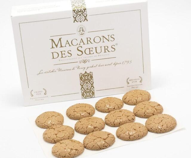 ●macarons-douzaine-presentation.jpg