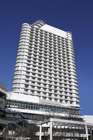 W299H499BayHotel.jpg